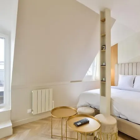 Studio Balcony And View Trocadero Passy Apartment